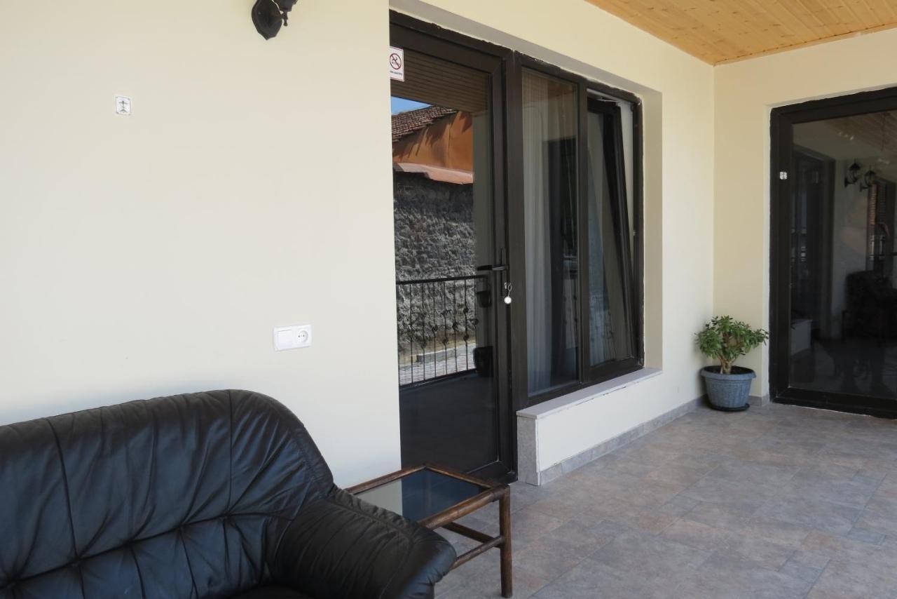 Bibo'S Kokhi Guesthouse Stepantsminda Exterior photo